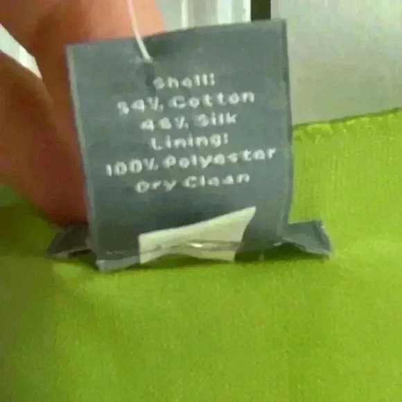 Ann‎ Taylor blouse sleeveless silk blend polka dotted v neck  8 Petite. NWT - Picture 7 of 8